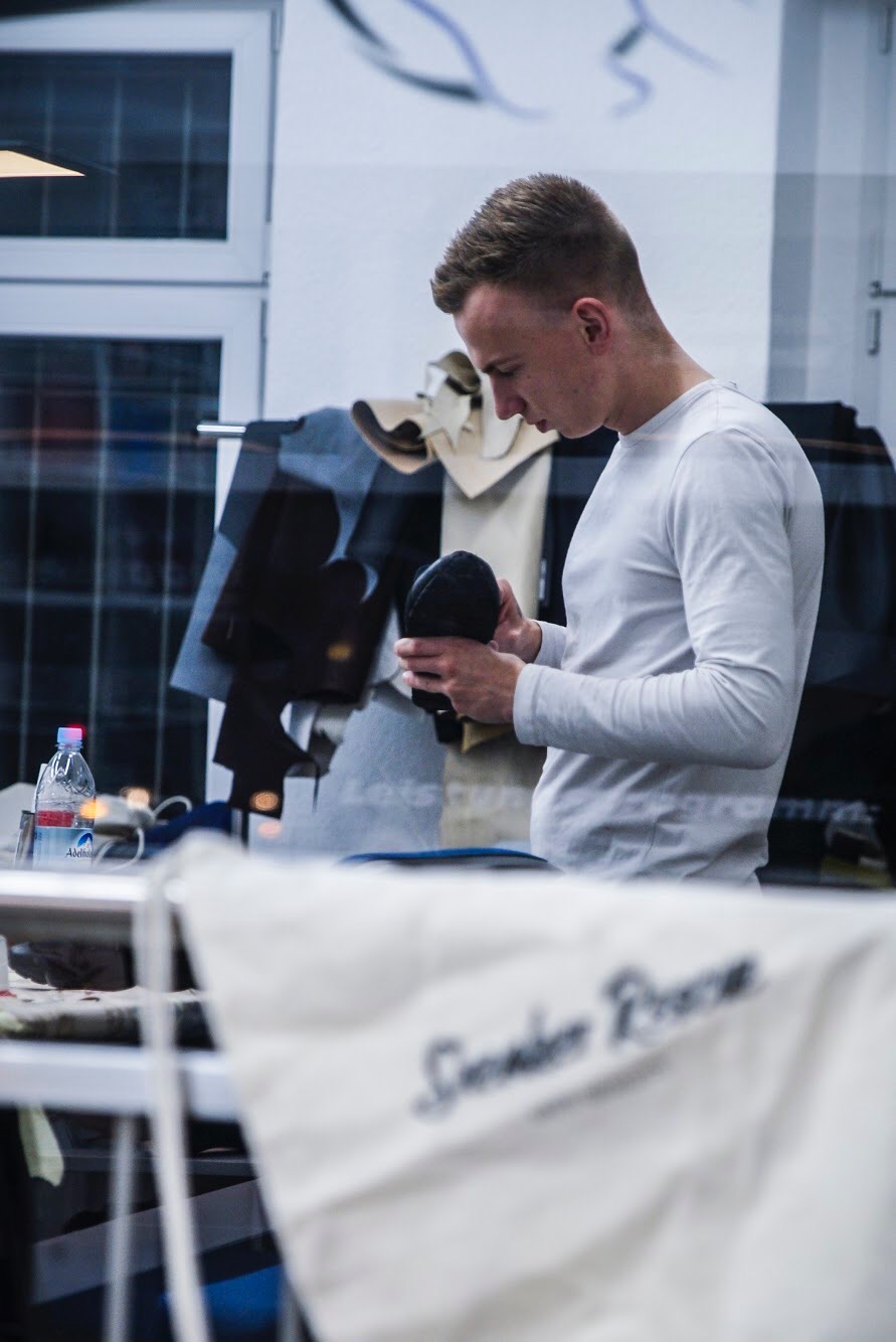 Hagen bei der Arbeit. (Foto: Sneaker Rescue)