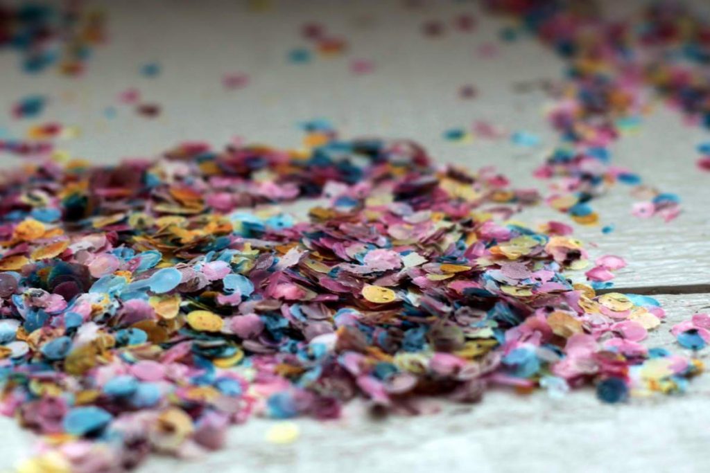 Saatgutkonfetti - was ist das? (Foto: Saatgutkonfetti BBS UG)