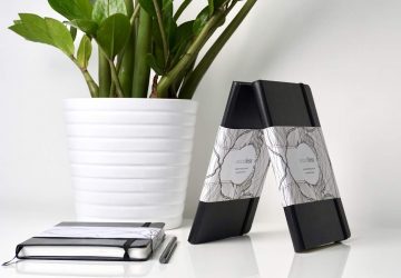 Notizbücher aus Steinpapier - eine gute Idee. (Foto: Woodless)