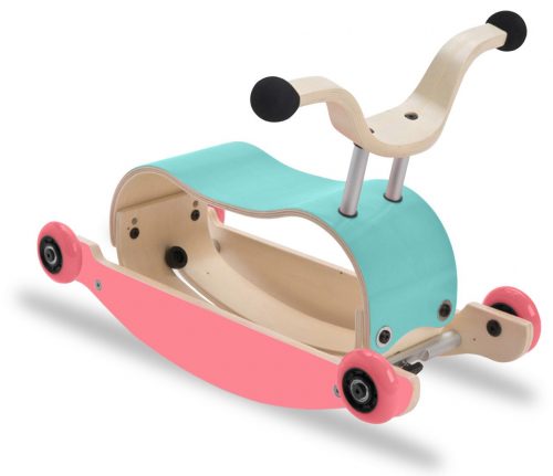 Auch bei diesem Schaukeltier kommt ein Kunststoff wie Polyurethan zum Einsatz. Das kann auch Vorteile haben. (Foto: GreenStories)