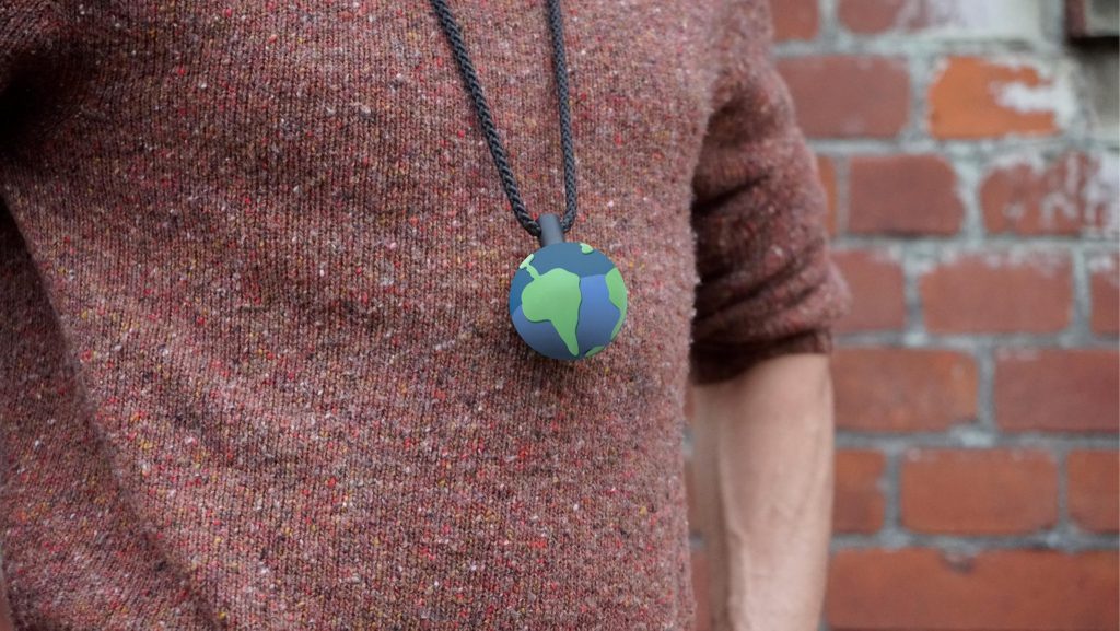 Diesen Ball könnt ihr zum Desinfizieren benutzen. (Foto: KÄFFERLEIN & KÖHNE GmbH & Co. KG)