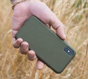 Aus Stroh mach Bio Case. (Foto: Woodcessories)