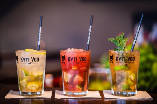 Keine Frage: Für Bars und Restaurants sind solche Trinkhalme praktisch. (Foto: #IAMPLASTICFREE)