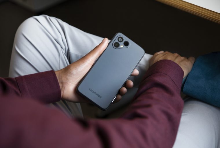 Das Fairphone 4 verfügt über Android 11 ohne Bloatware. (Foto: Fairphone)