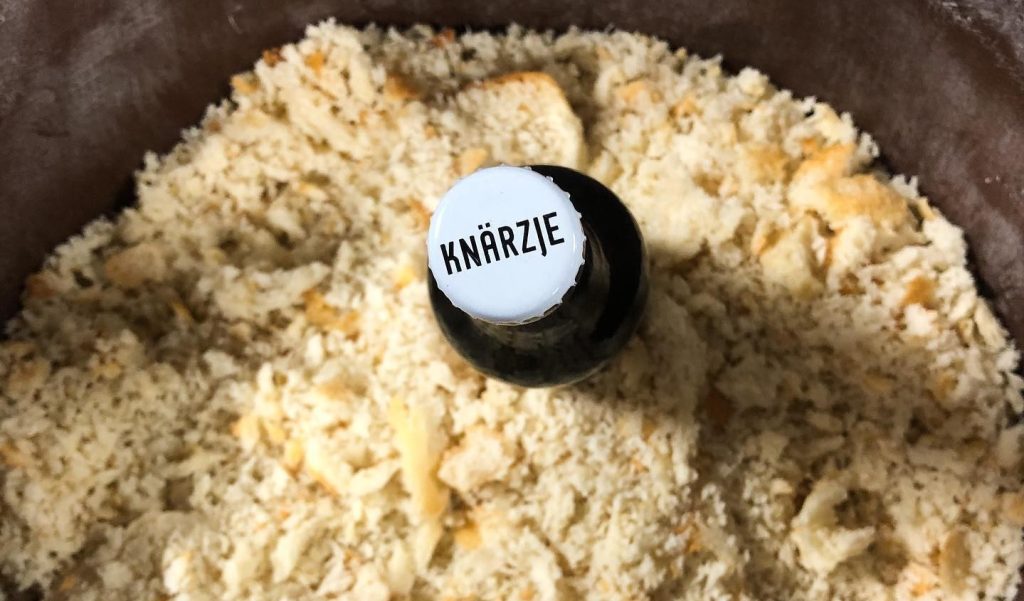 Aus altem Brot kann sehr wohl Bier werden. (Foto: Knärzche GmbH)